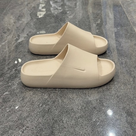 Nike Terlik Modeli