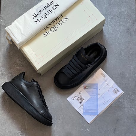Alexander Mcqueen