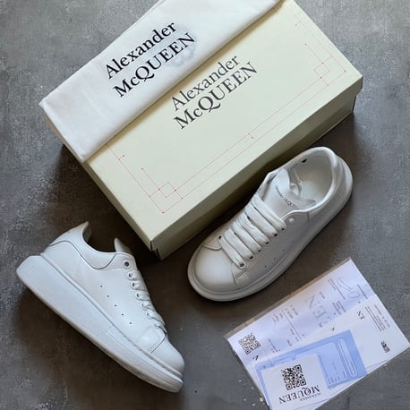 Alexander Mcqueen