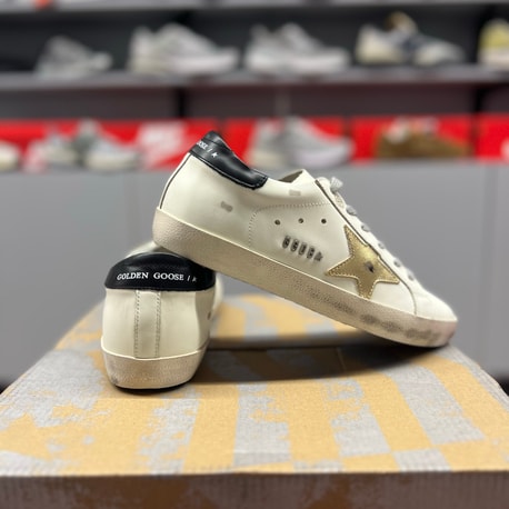 Golden Goose