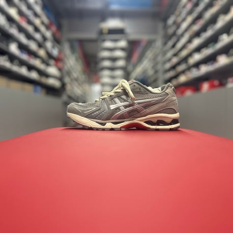 Asics Jell