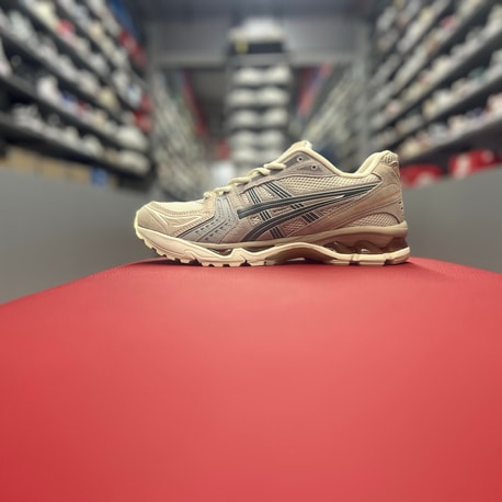 Asics Jell