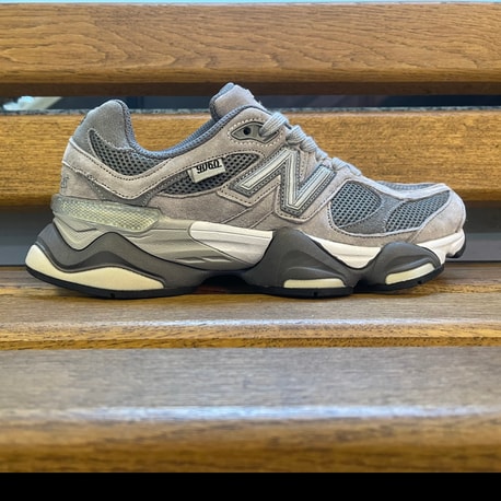 New Balance 9060 Modeli